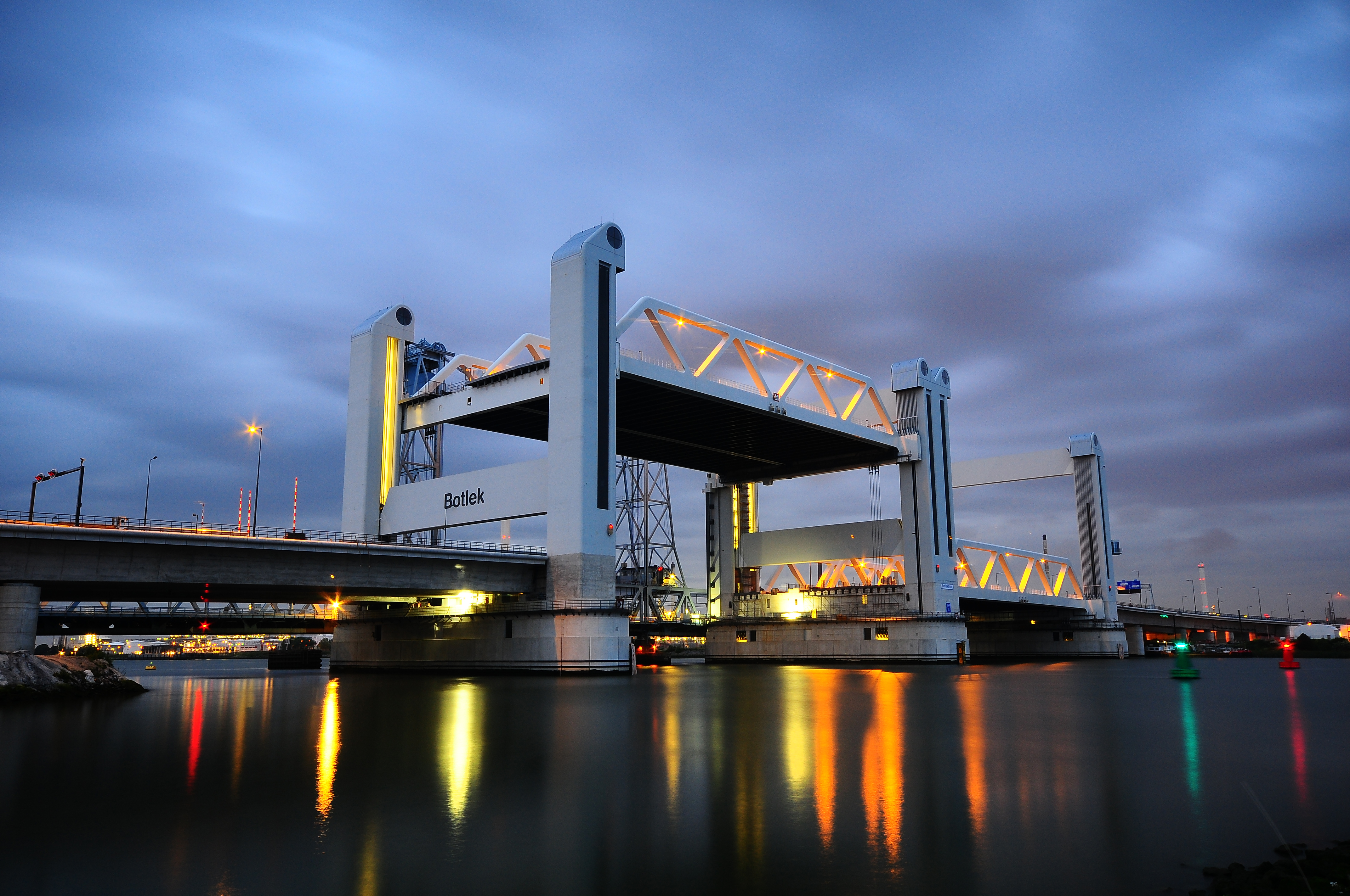 Botlekbrug ® Danny Cornelissen