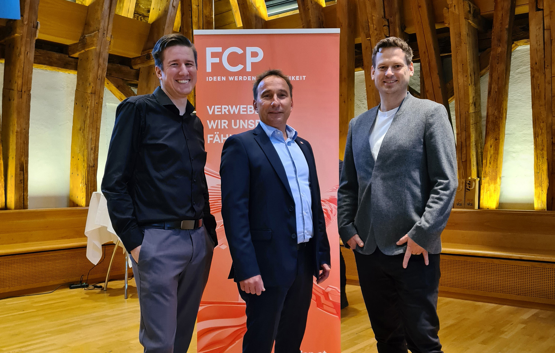 Frank Mettendorff, Wolf-Dietrich Denk, Peter O'Brien, Digital Services