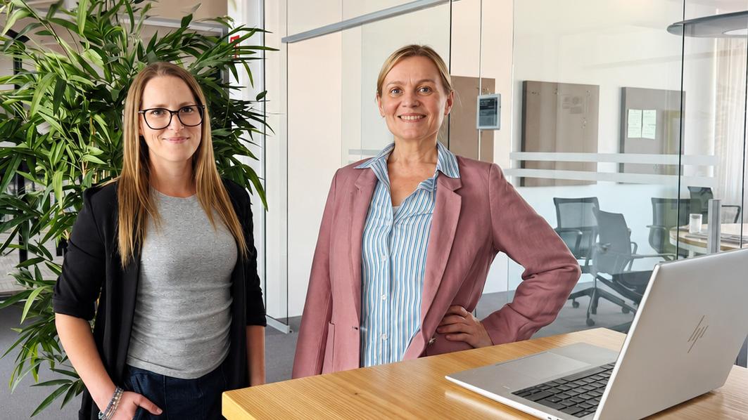 Judit Udvarnagyi and Svetlana Kirillova 